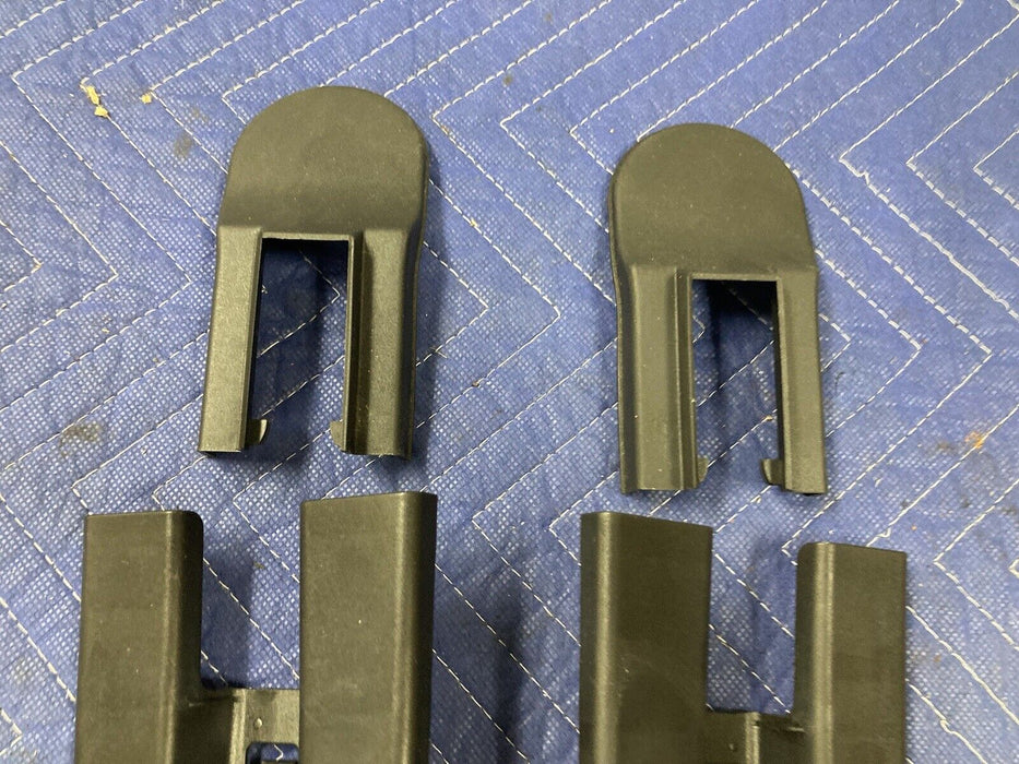 1998-2005 Land Rover Freelander Drivers Side Seat Track Cover Ends Cap #2999M