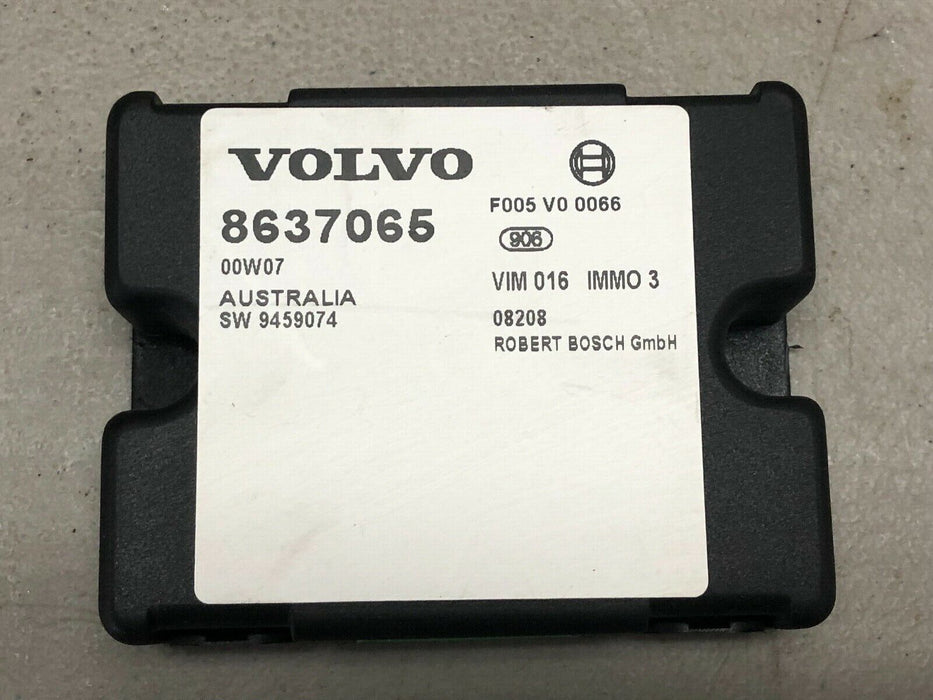 1998-2000 Volvo V70R S70 V70 Immobilizer Control Unit Module OEM 8637065 #13EM