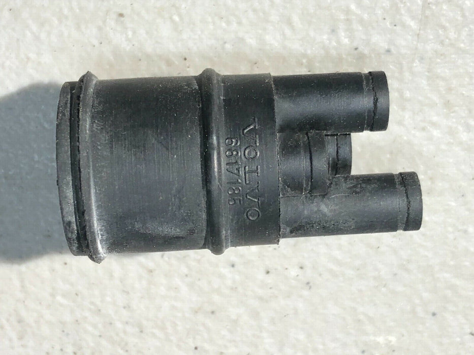 1998-2000 Volvo V70R S70 V70 Cable Firewall Routing Plug OEM 6817185 #22EM