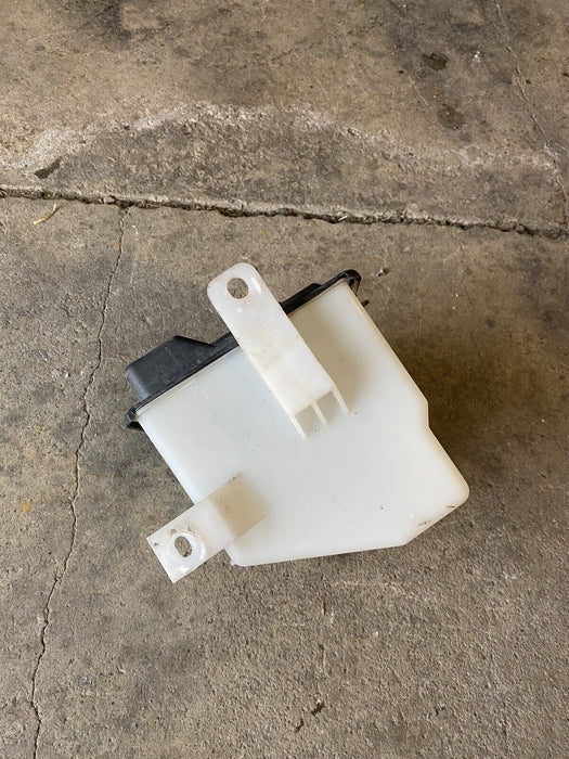 Ford F-150 Truck 1998 - 2008 Washer Fluid Reservoir Tank w/Pump 14659MT #253E