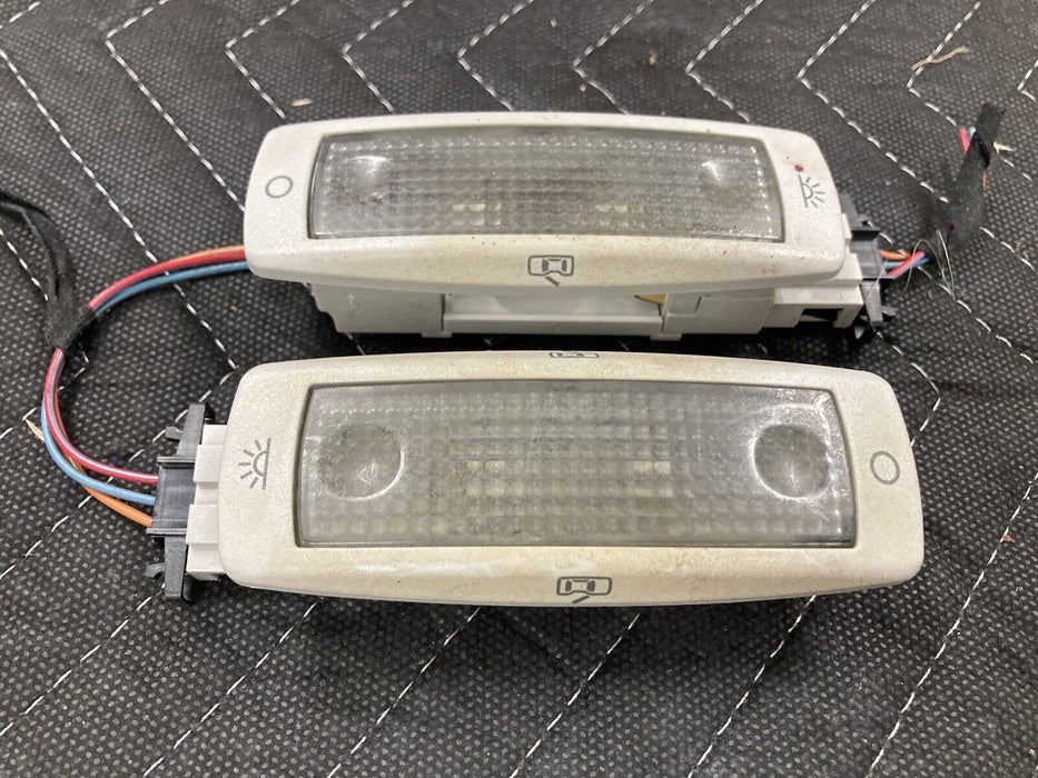 1999-2005 Volkswagen VW Jetta MK4 1540sj0 Upper Rear Interior Light Golf #2397M