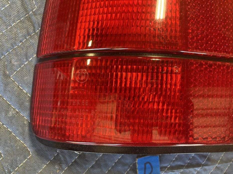 1988-1996 BMW E34 5 Series 525i 535i Left Rear Tail Light LH 133689 OEM #2015M