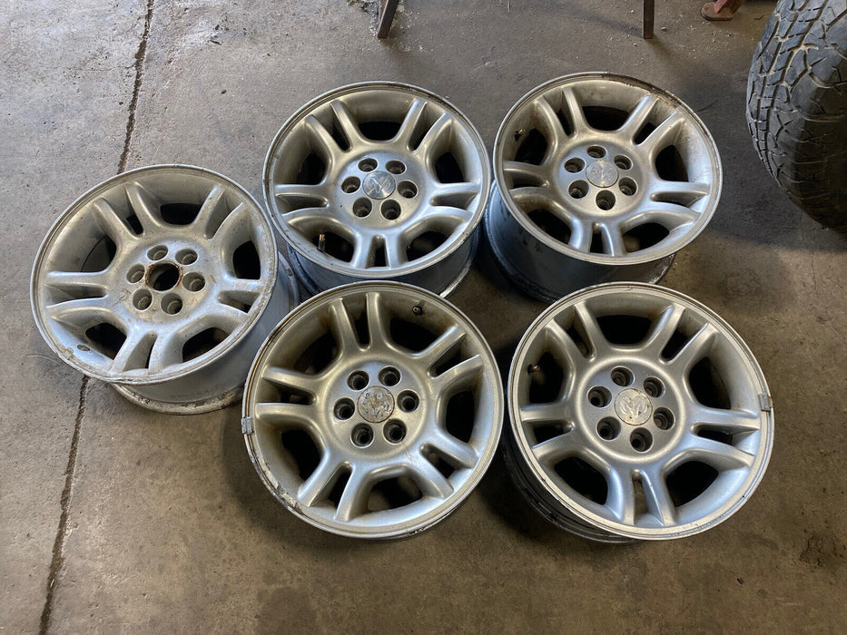 2001-2004 Dodge Dakota Set of 5 Wheels Rim 16x8 5GR83TRMAC Alloy 16” OEM #2470E