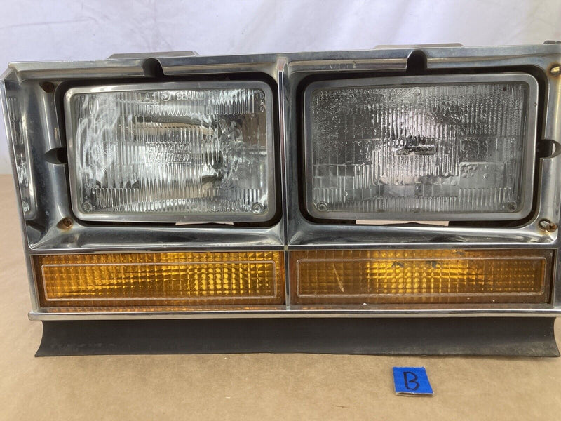 1976-1979 Cadillac Seville Headlight Assembly Left Drivers Side LH OEM #1775M