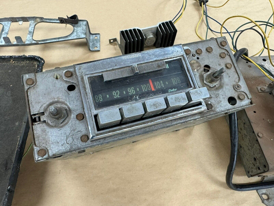 1968-1972 Corvette C3 Delco GM AM/FM Radio System 7303275 w/Modulator OEM #3231E