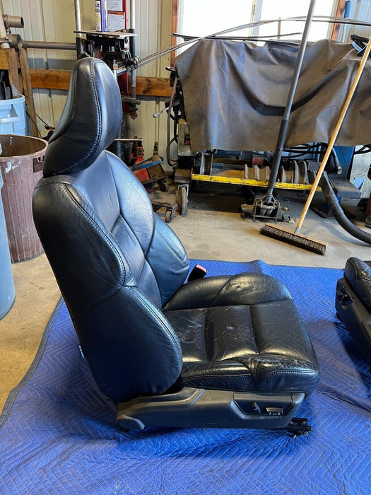 2005-2007 Volvo S60R V70R Front LH & RH Nordkap Leather Power Seats OEM #1112EM