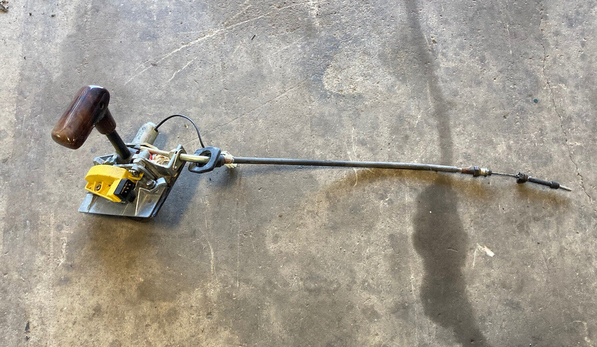 1986-1994 BMW 7 Series E32 Automatic Shifter Linkage Assembly 1218438 OEM #897M