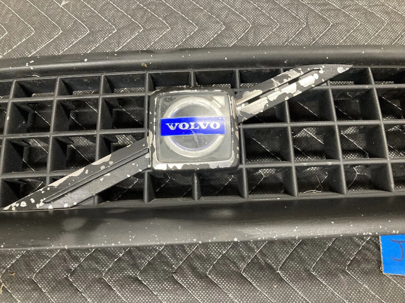 2004-2007 Volvo S60R V70R Grille Face Front 08659018 Blue Trim OEM #2811M