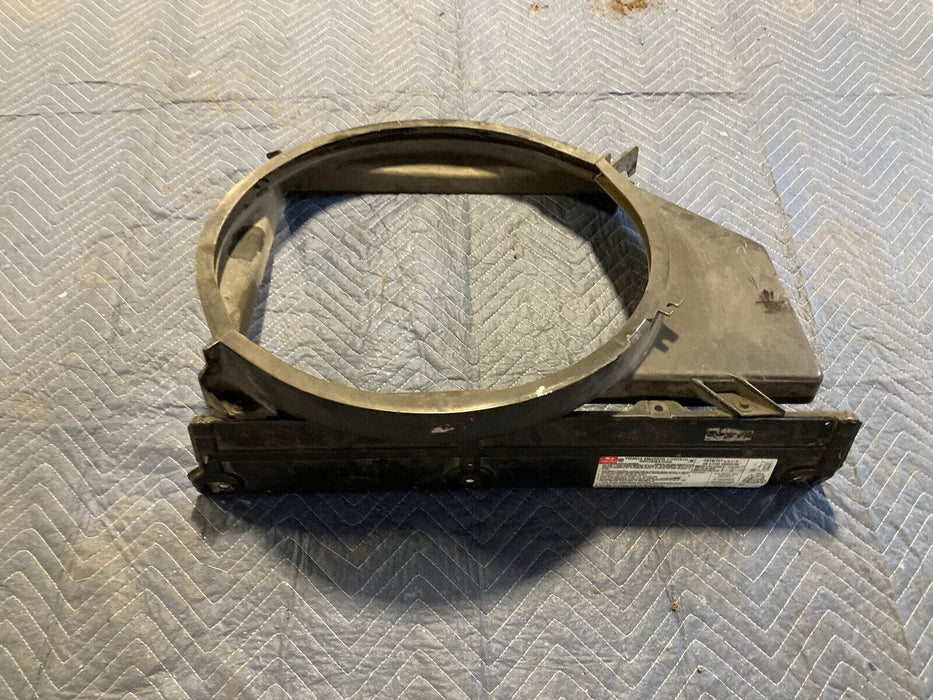 1976-1979 Cadillac Seville Radiator Fan Surround Shroud 1611463 OEM #1748M