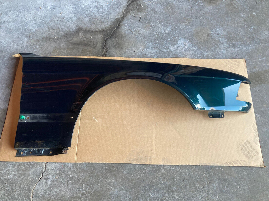 1986-1994 BMW 7 Series E32 Front Fender Right Passenger Green Panel OEM #1073M