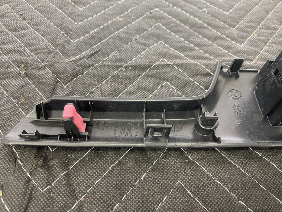 09-10 Pontiac Vibe 09-13 Matrix Toyota Front Right Power Window Switch OE #3155E