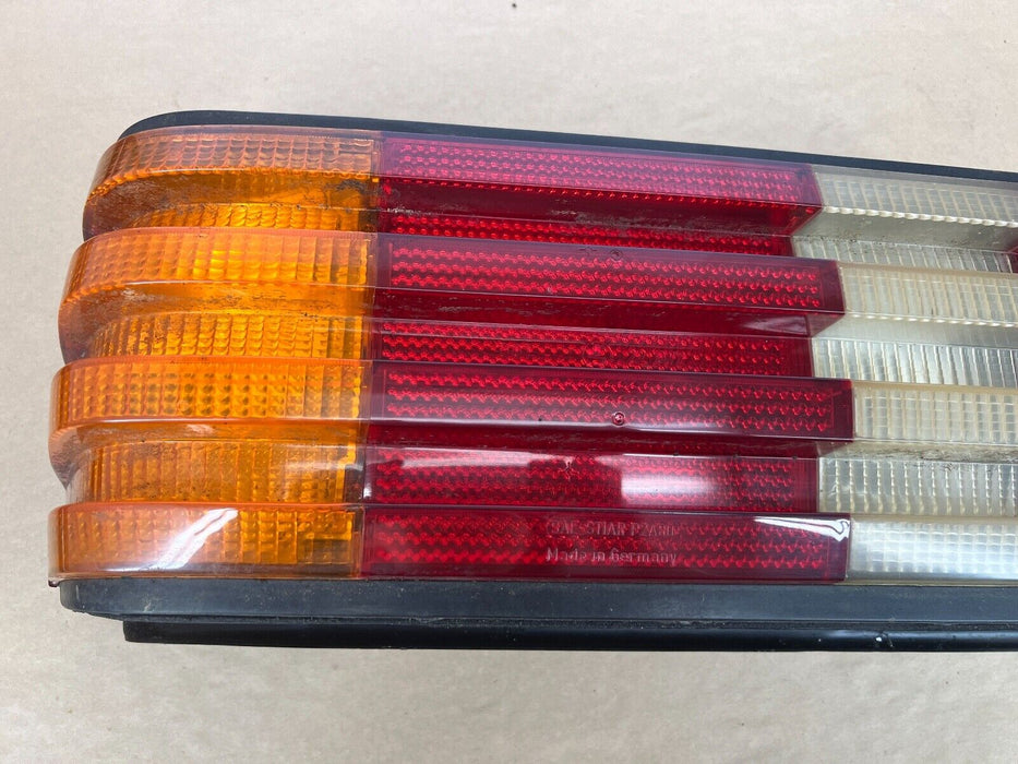 1979-1985 Mercedes 300SD W126 Left Rear Tail Light Assembly Lamp OEM #282EM