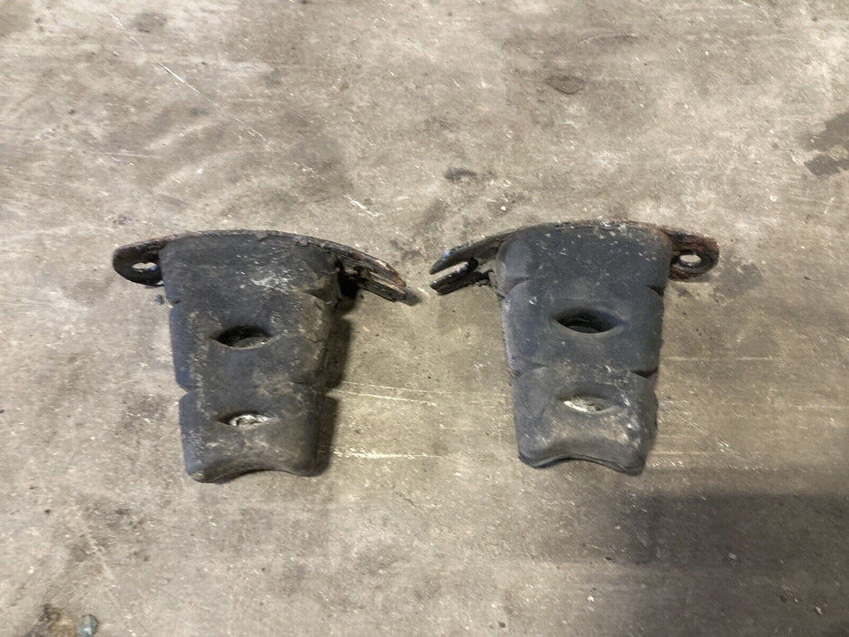 1975-1985 Volvo 242 240 244 245 Suspension Bump Stop Pair 683423 OEM #1730M