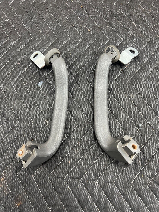 1998-2002 Isuzu Trooper Gray LH & RH Set of Overhead Grab Handles OEM #874EM