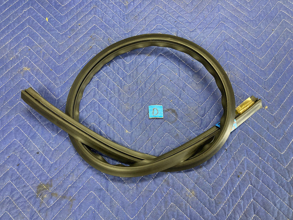 2004-2007 Volvo S60R S60 V70R Dash To Firewall Seal Gasket Rubber OEM #2879M