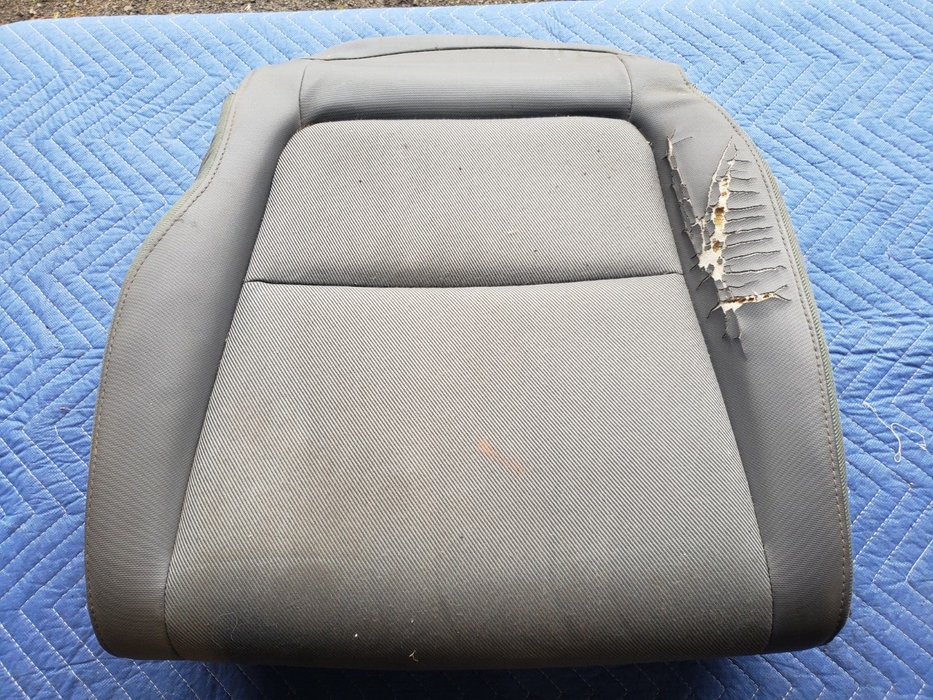 2003-2006 Honda Element OEM Driver Seat Bottom Lower Cushion Pad #978CN