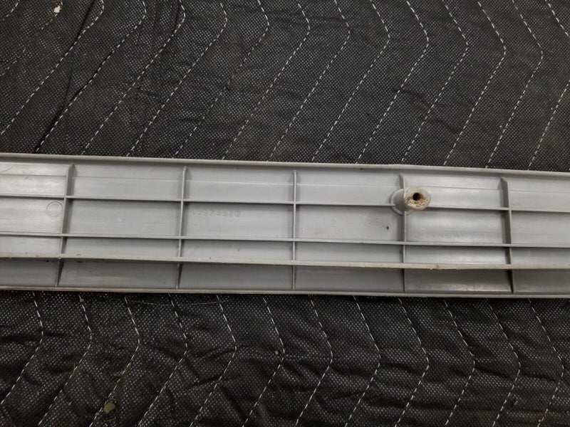 1988-1994 Chevy C/K 1500 Passenger Door Step Trim OEM Light Gray #293AN