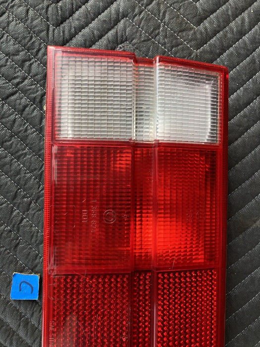 1982-1994 BMW E30 318i 325i 1368824 Right RH Tail Light Brake Rear OEM #2096M