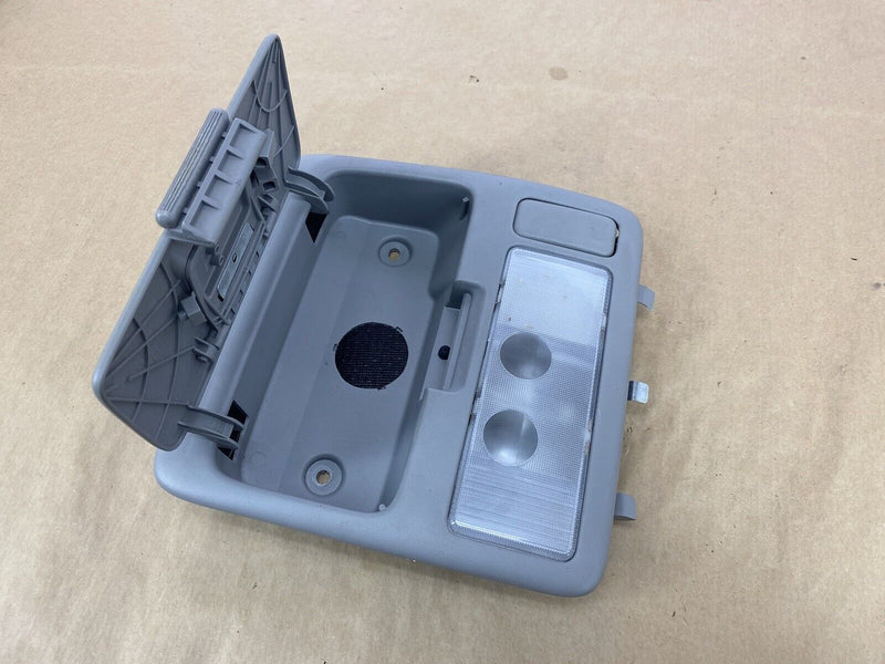 2001-2005 Toyota RAV4 1997-2001 Camry Overhead Console Map Light OEM #2496EJ