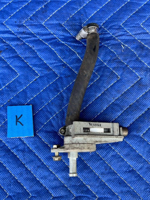 1979-1985 Mercedes 300SD W126 Heating Control Thermostat 1268300484 OEM #438EM