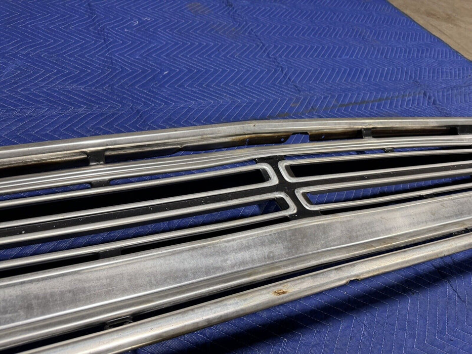 1972-1973 Dodge Truck ‘Tin Grille Pickup’ OEM Aluminum Grille D100 D200 #3170E