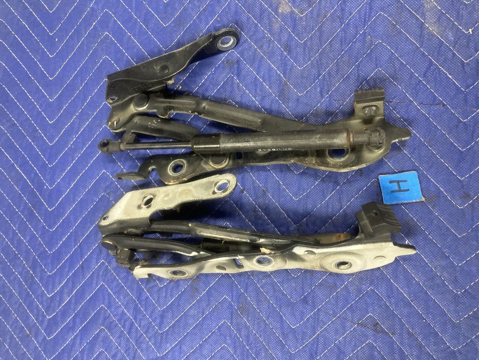 2004-2007 Volvo S60R V70R S60 Deck Lid Trunk Hinges Left Right Pair OEM #2915M