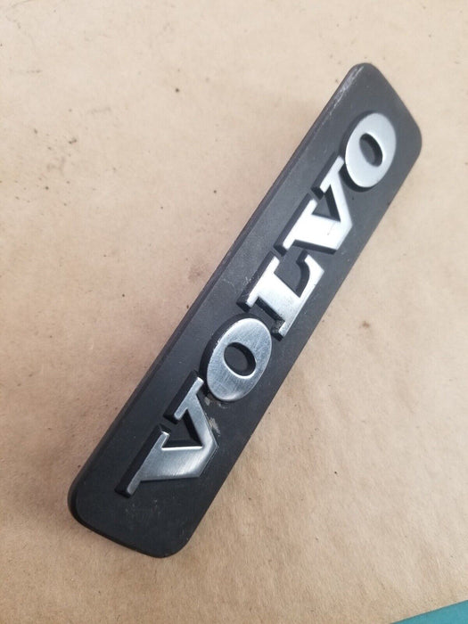 1992-1997 Volvo 850 850R V90 S90 960 Volvo Front Fender Badge Emblem OEM #2914E