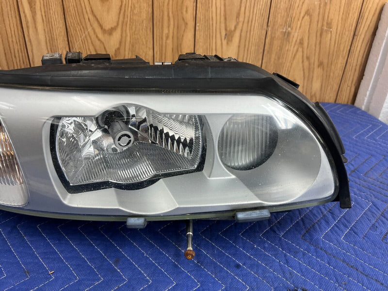 2005-2007 Volvo S60R V70R Passenger Right RH Headlight Lamp 30698824 OEM #1199EM