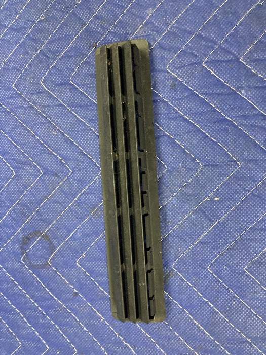 1984-1991 BMW 318i 325i E30 Rear Parcel Shelf Vent Defrost 1971937 OEM #2648M