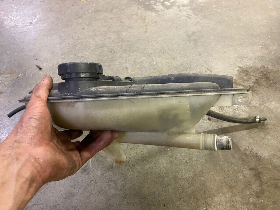 1989-1995 BMW 525I 535I E34 Center Expansion Coolant Overflow Reservoir OEM #39E