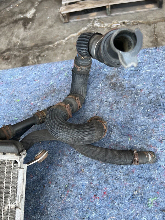 04-09 Audi S4 B7 4.2L V8 Radiator w/ Coolant Lines Hoses 8E0121212J OEM #256EM