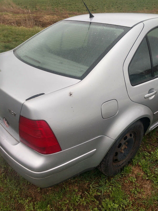 02-05 Volkswagen Jetta  Rear Bumper Silver Sedan VW #10cm