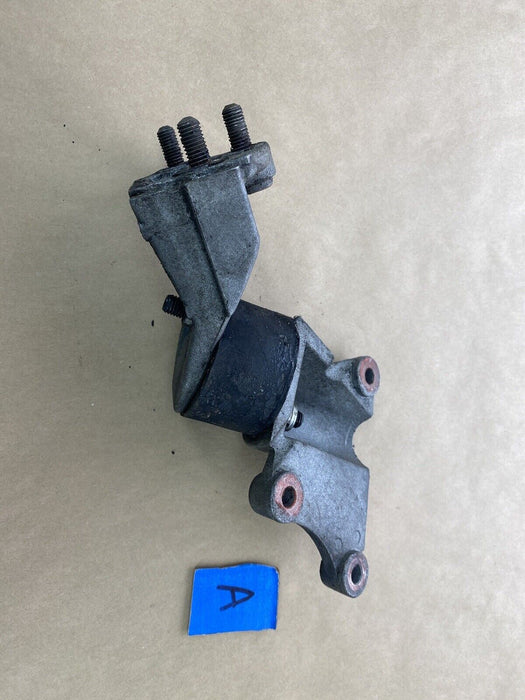 Volvo 240 Left Engine Motor Mount Bracket Brace Redblock 1205999 OEM #2694E