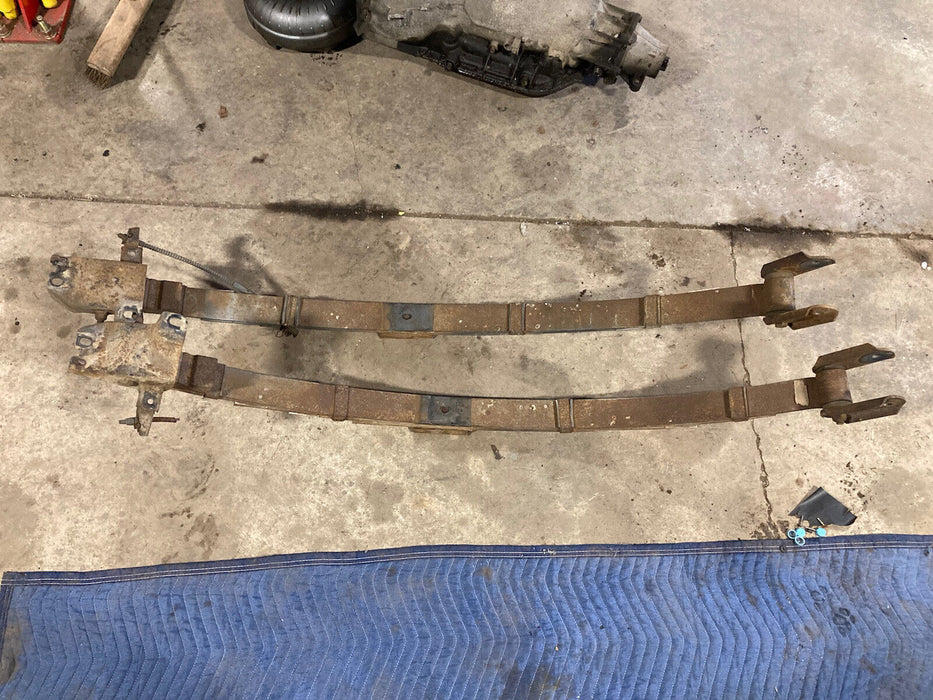 1976-1979 Cadillac Seville Rear Leaf Springs Suspension Axle GM OEM #1845M