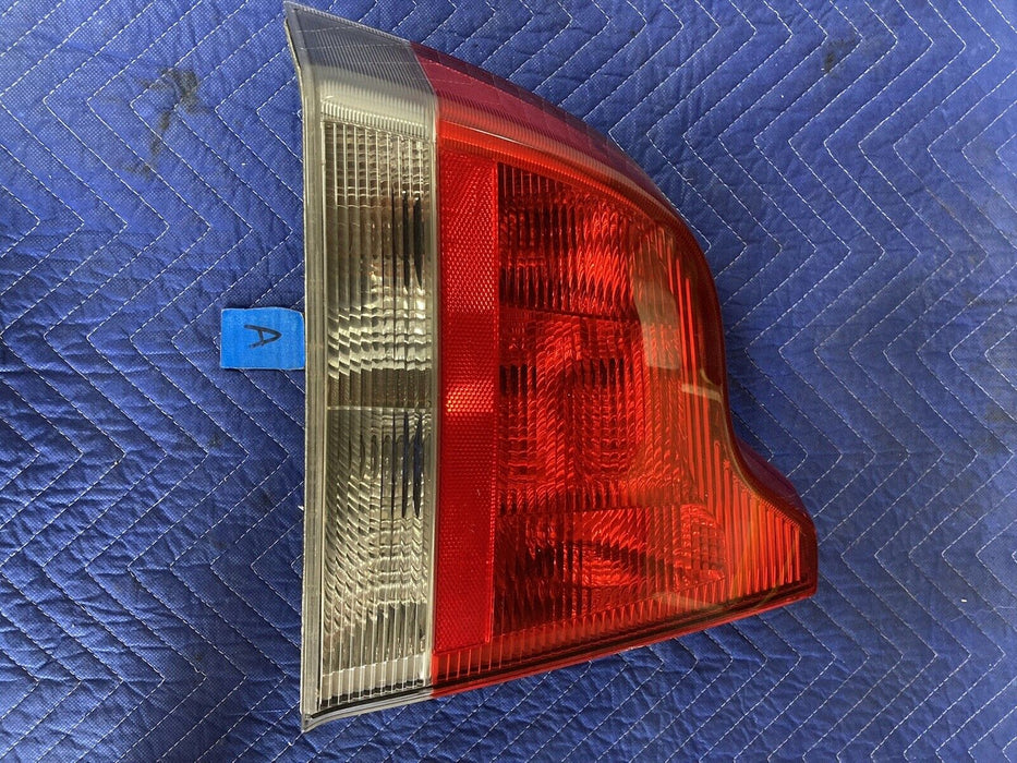 2004-2007 Volvo S60R S60 Tail Light Assembly Brake Left 8664081 OEM #2753M