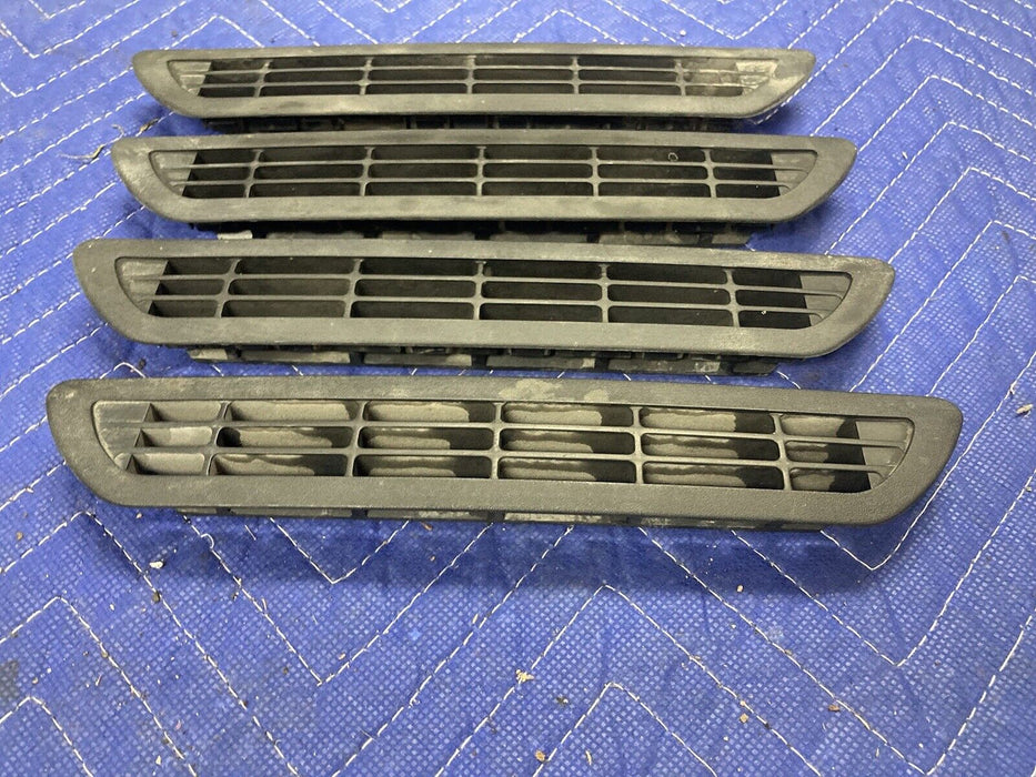 1984-1991 BMW 318i 325i E30 Rear Parcel Shelf Vents Set Of 4 1929555 OEM #2647M