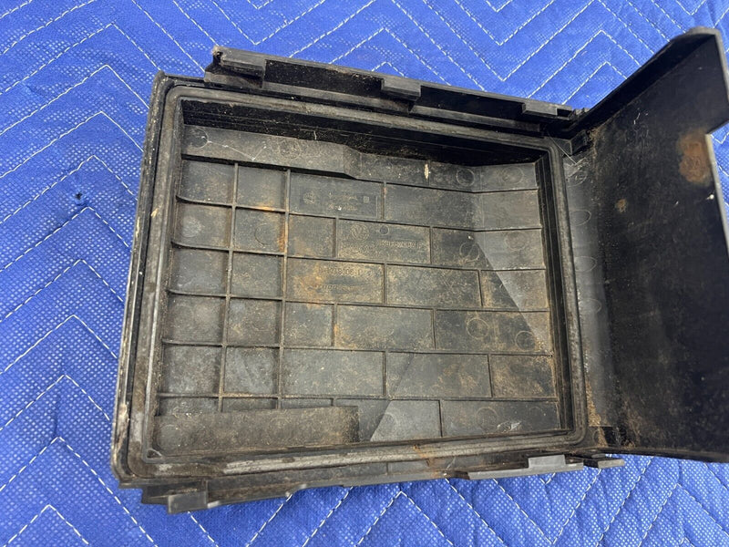 2006-2010 VW Jetta 2.5L Engine Fuse Box Cover Trim Lid 1K0937132F OEM #73MC