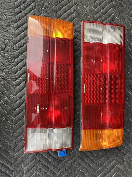 1982-1994 BMW E30 318i 325i 1368823 Pair Rail Lights Brake Rear OEM #2094M