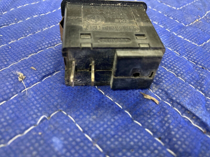 1984-1991 BMW 318i 325i E30 Circuit Breaker Switch Button 1369375 OEM #2539M