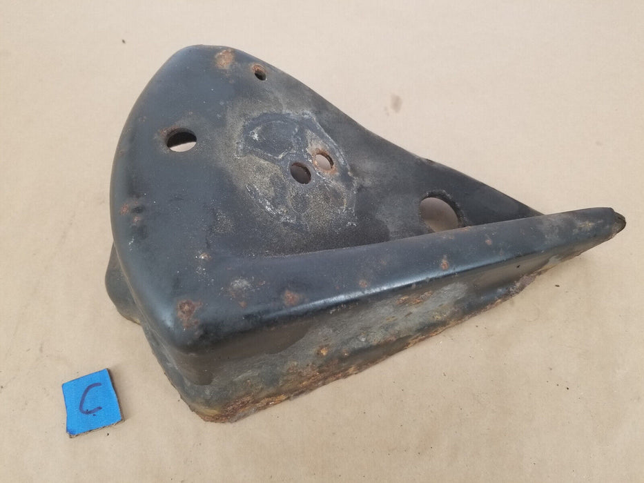 1992-1997 Volvo 850 850R Engine Transmission Motor Mount Bracket OEM #2934E