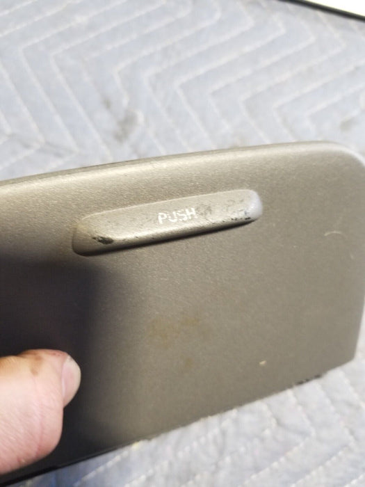 1998-2000 Volvo V70 S70 V70R Front Dash Console Ash Tray Insert Gray OEM #308AN