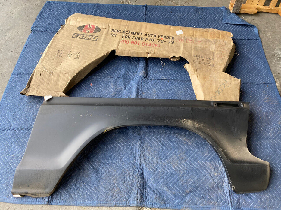 1973-1979 Ford F Series F100 F150 F250 F350 P/U Truck RH Front Fender NOS #948E