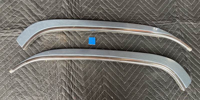 1982-1994 BMW E30 318i 325i Rear Window Molding Trim Pair Left Right OEM #2334M