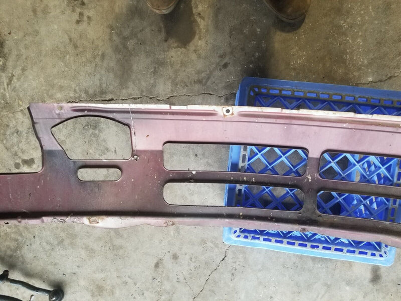 1984-93 BMW E30 318i 325i  FRONT BUMPER COVER VALANCE LOWER TRIM OEM #CN595