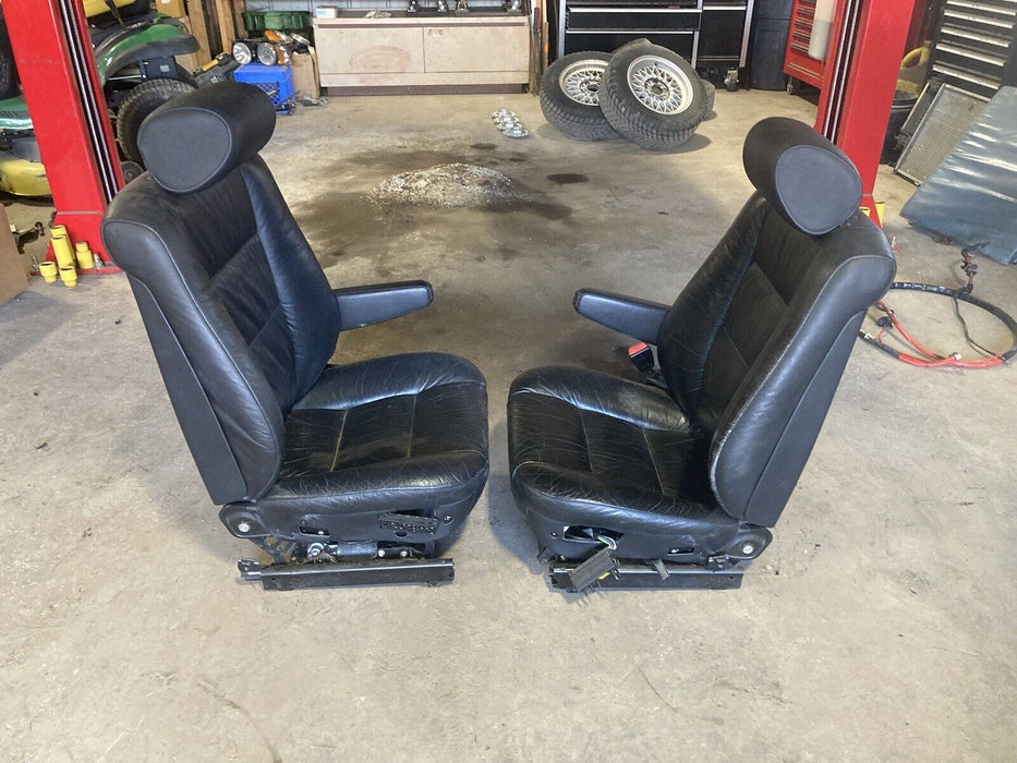 1988-1996 BMW E34 5 Series 525i 535i Front Bucket Seat Black Pair OEM #1914M