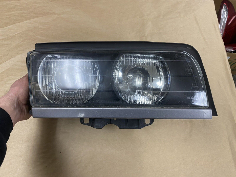 1995-1998 BMW 740i 740iL Passenger Right Halogen Headlight Assembly OEM #2069EJ