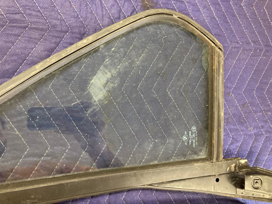 1982-1994 BMW E30 318i 325i Rear Right Quarter Glass Window 43r-001025 OEM#2502M