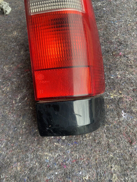 98-00 Volvo V70R V70 Passenger Rear Lower Tail Light Black 3512323 OEM #1606E