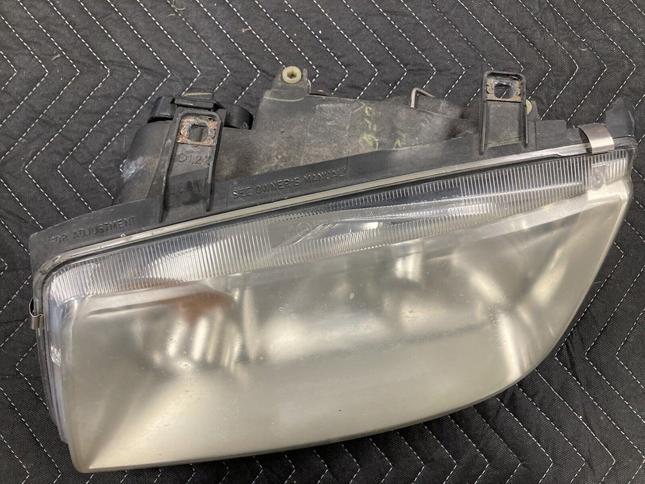 1999-2005 Volkswagen VW Jetta MK4 Left Headlight Assembly 963597 00L OEM #2395M