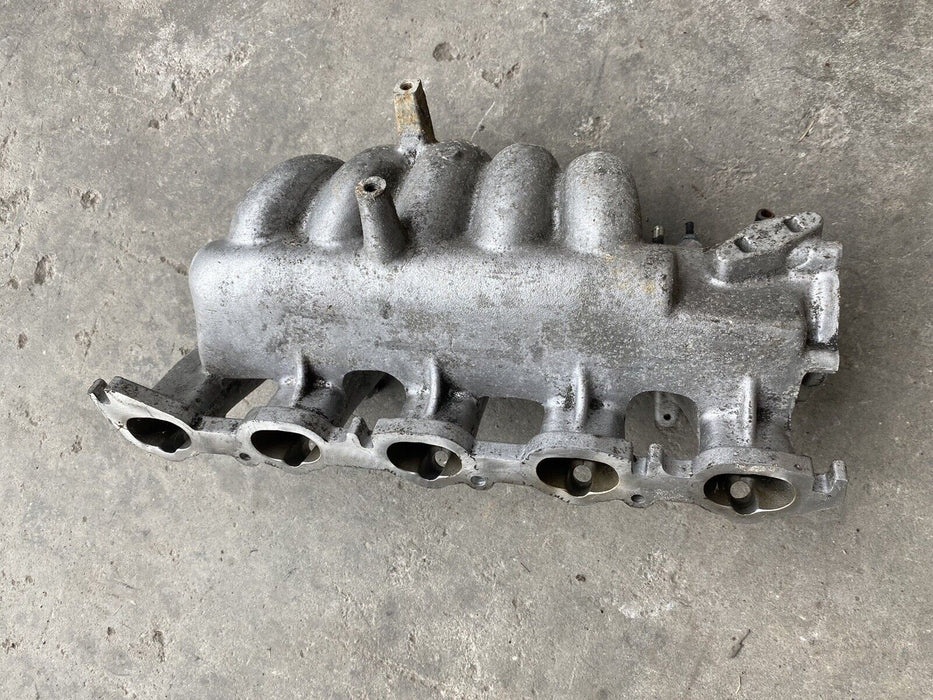 Volvo V70R V70 S70 850 C70 5 Cyl Intake Manifold EGR Port 2.5 2.4 6842423 #810E